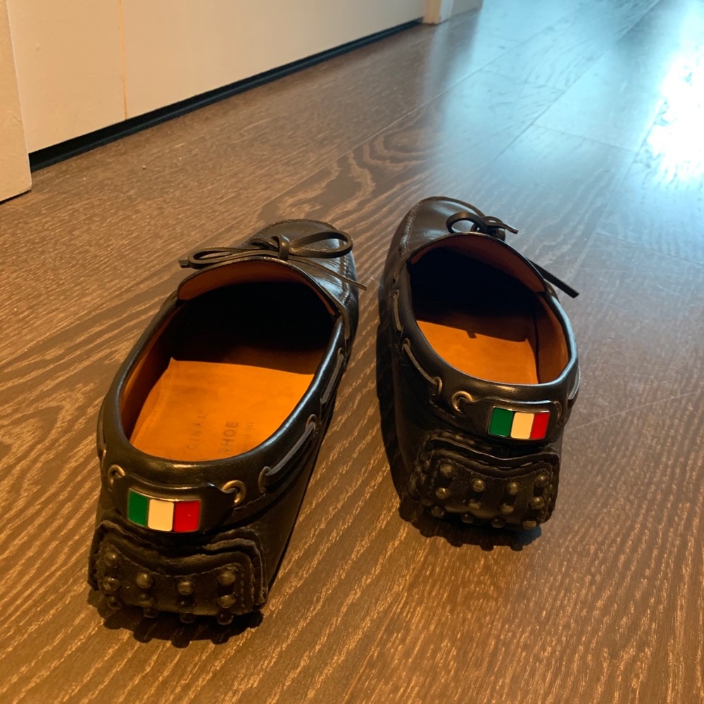Men shoe wear